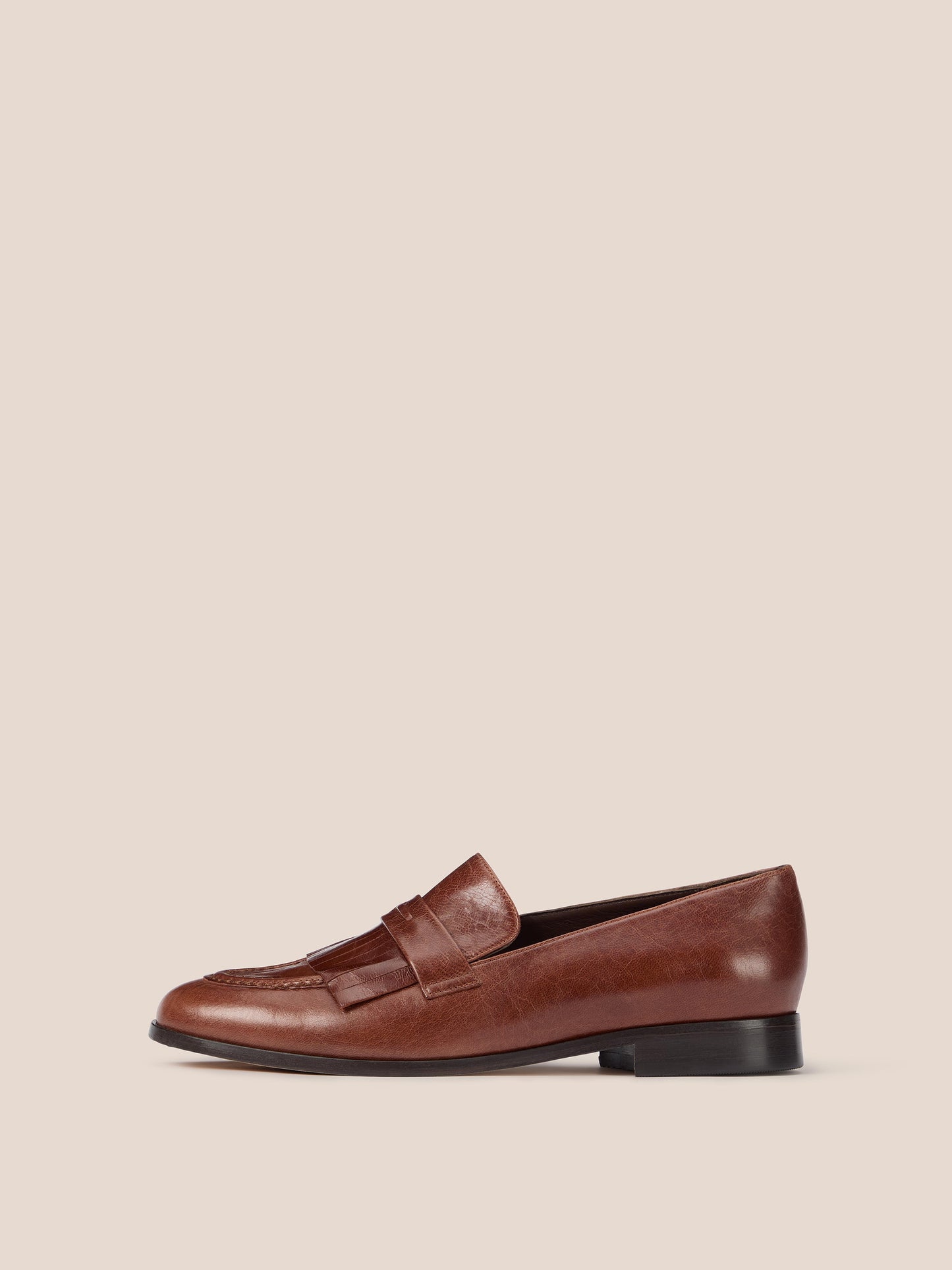 Damson Tan